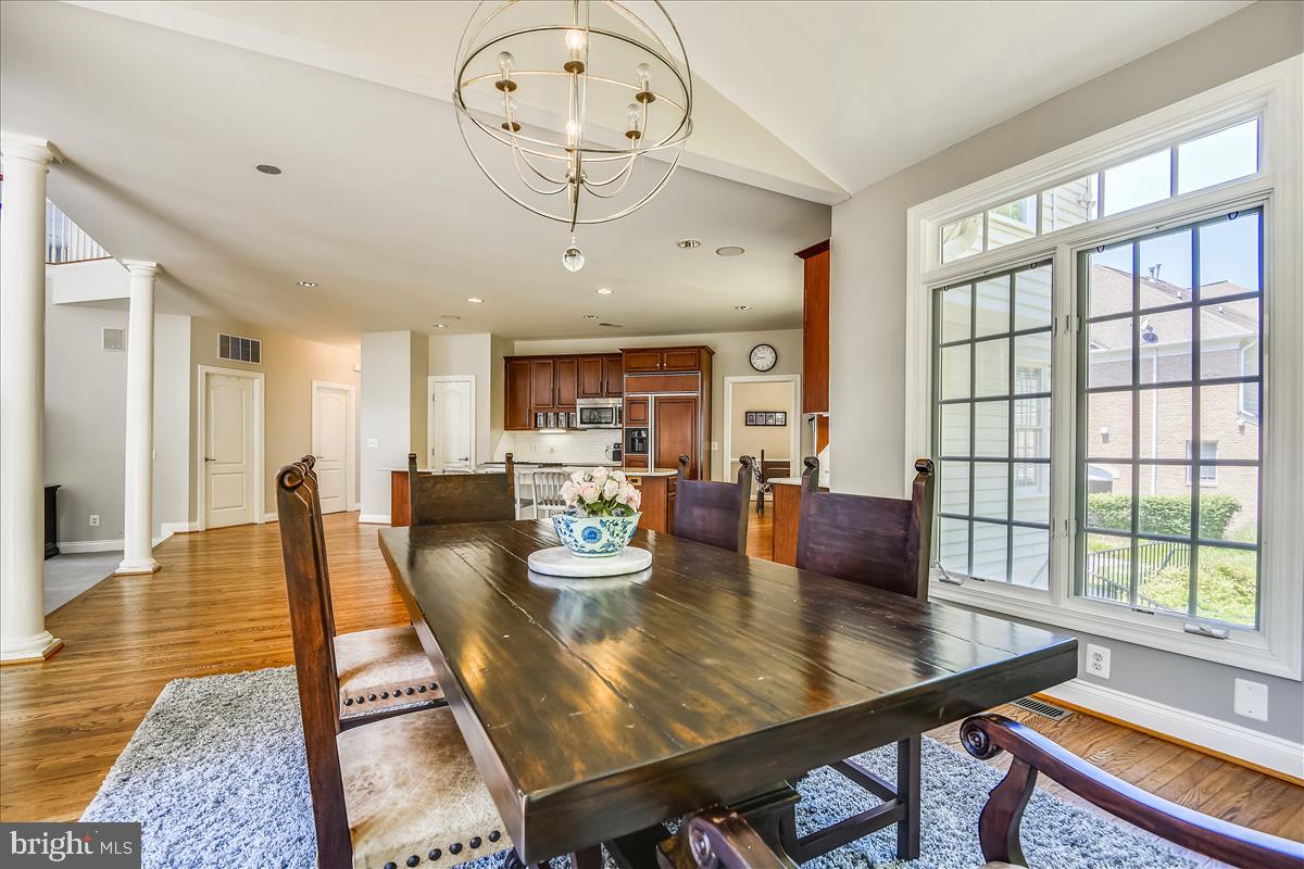 92 Colony Crossing Edgewater, MD 21037 - Photo 12 of 48