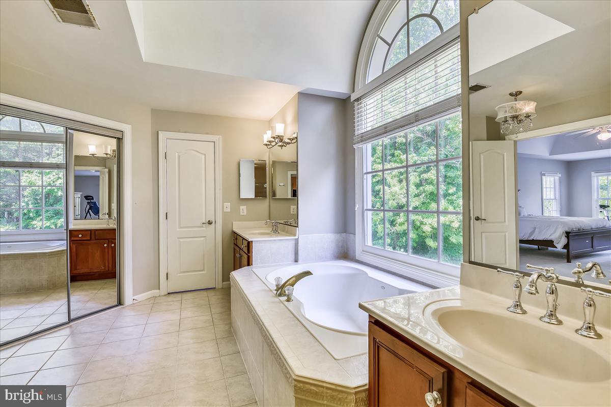 92 Colony Crossing Edgewater, MD 21037 - Photo 19 of 48 Incredible Primary Bathroom with multiple upgrades