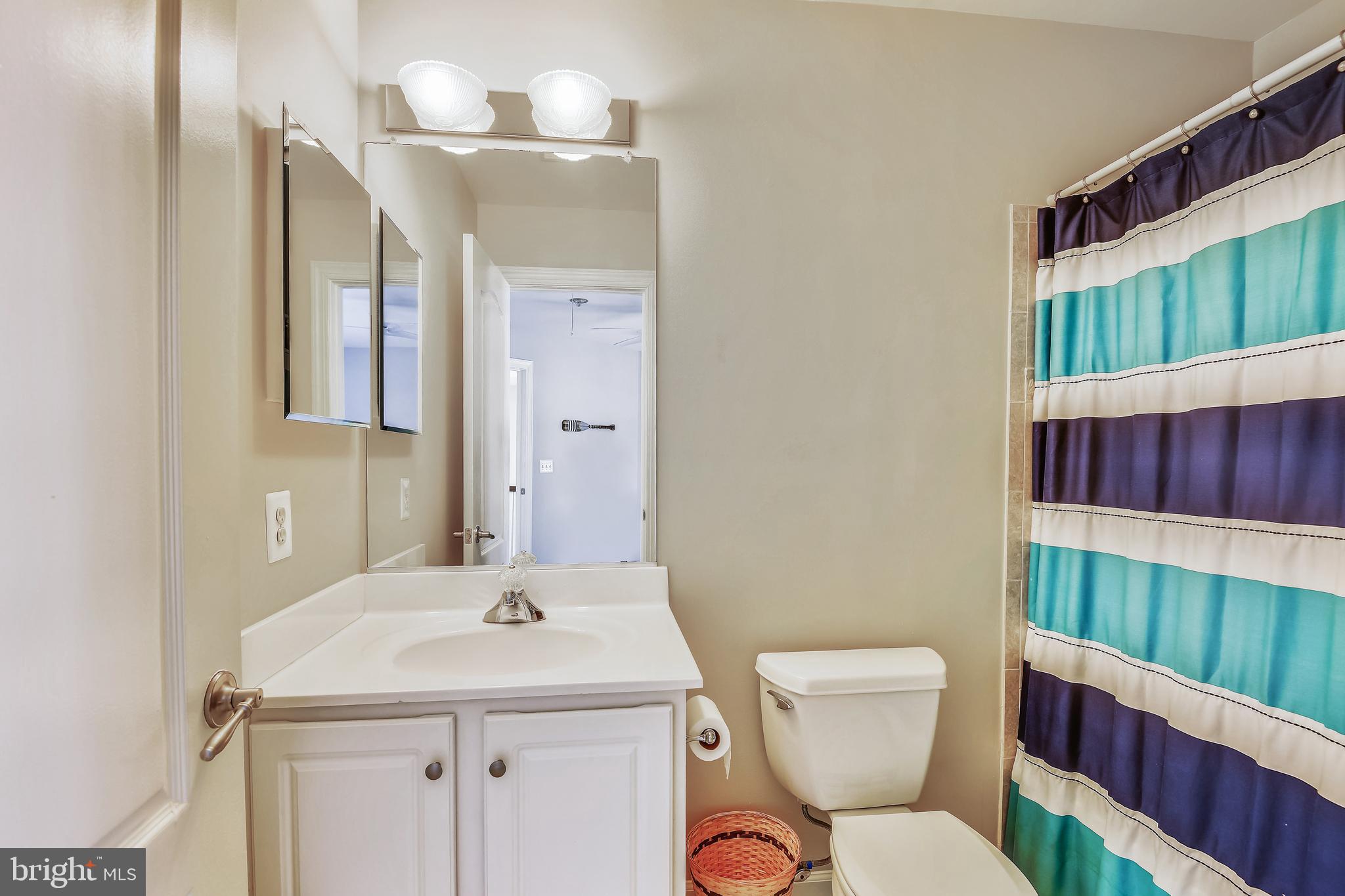 92 Colony Crossing Edgewater, MD 21037 - Photo 22 of 48 Third Bathroom upstairs, adjacent to bedroom.