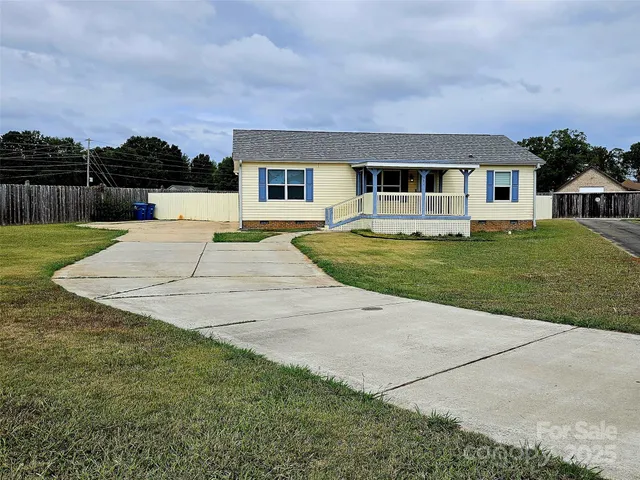 $265,000 | 999 Stone Throw Drive, Concord, NC 28025