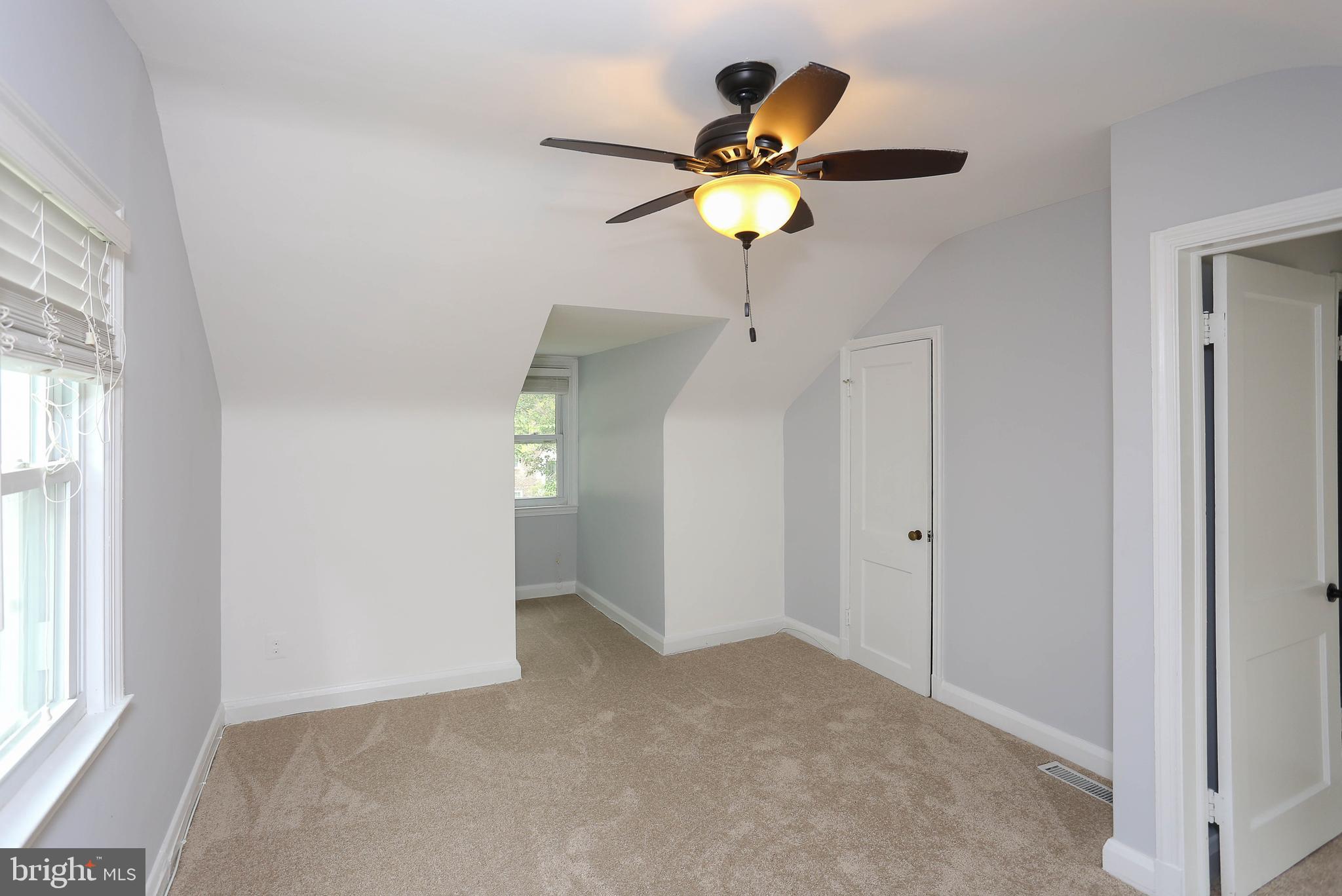 409 South Wickham Road Baltimore, MD 21229 - Photo 23 of 48 3rd BDRM with new carpet & fresh paint