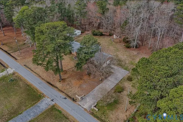 $475,000 | 9829 Line Fence Road, Hayes, VA 23072