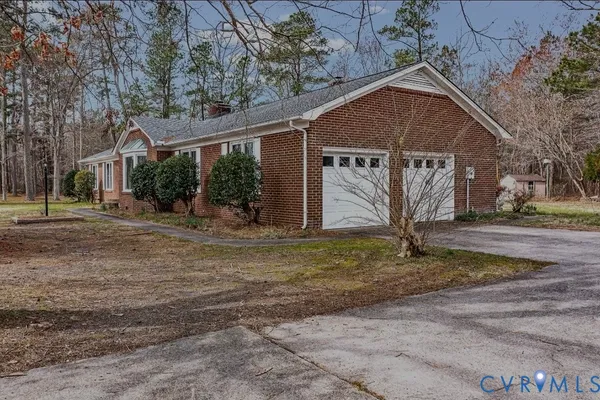 $475,000 | 9829 Line Fence Road, Hayes, VA 23072