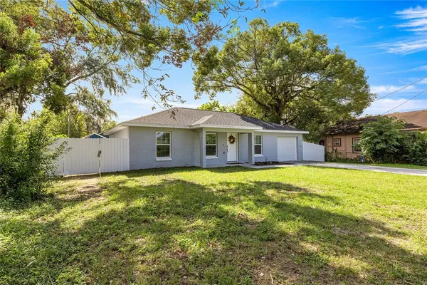 $2,200 | 714 Northwest 1st Street, Ocala, FL 34475