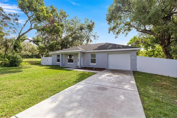 $2,200 | 714 Northwest 1st Street, Ocala, FL 34475