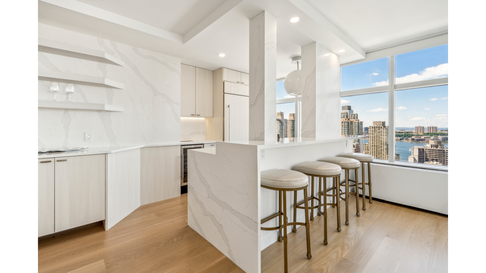 160 West 66th Street, Unit 29B Manhattan, NY 10023 - Photo 5 of 20