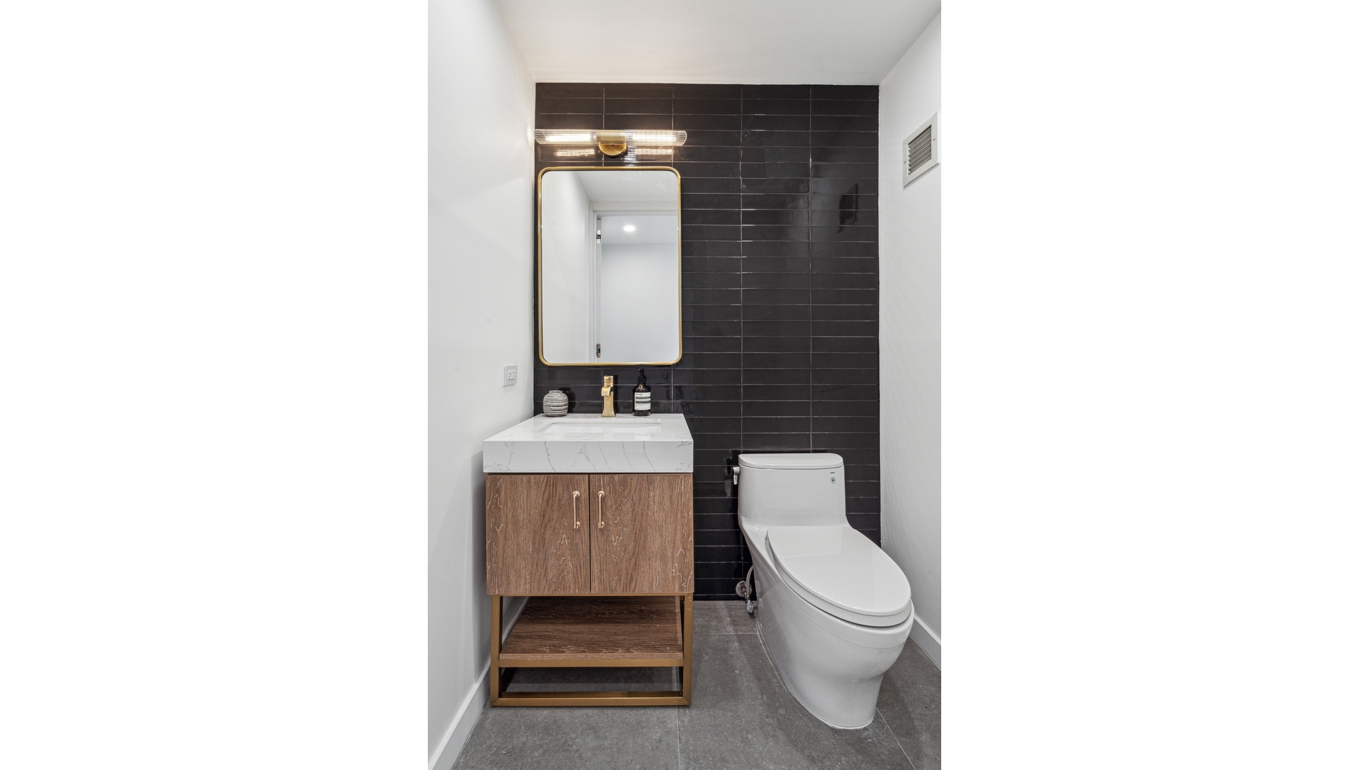 160 West 66th Street, Unit 29B Manhattan, NY 10023 - Photo 8 of 20