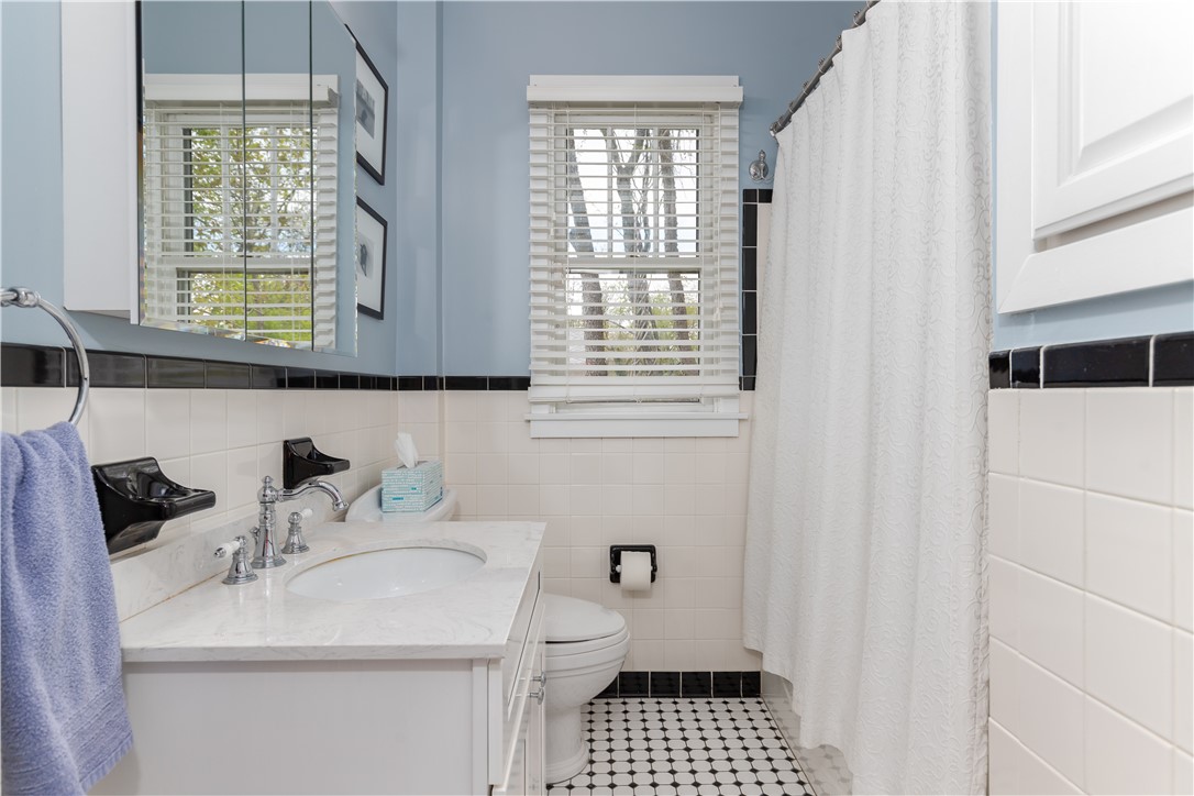 85 Pleasant View Road Warwick, RI 02888 - Photo 23 of 50 Gallery Image 23