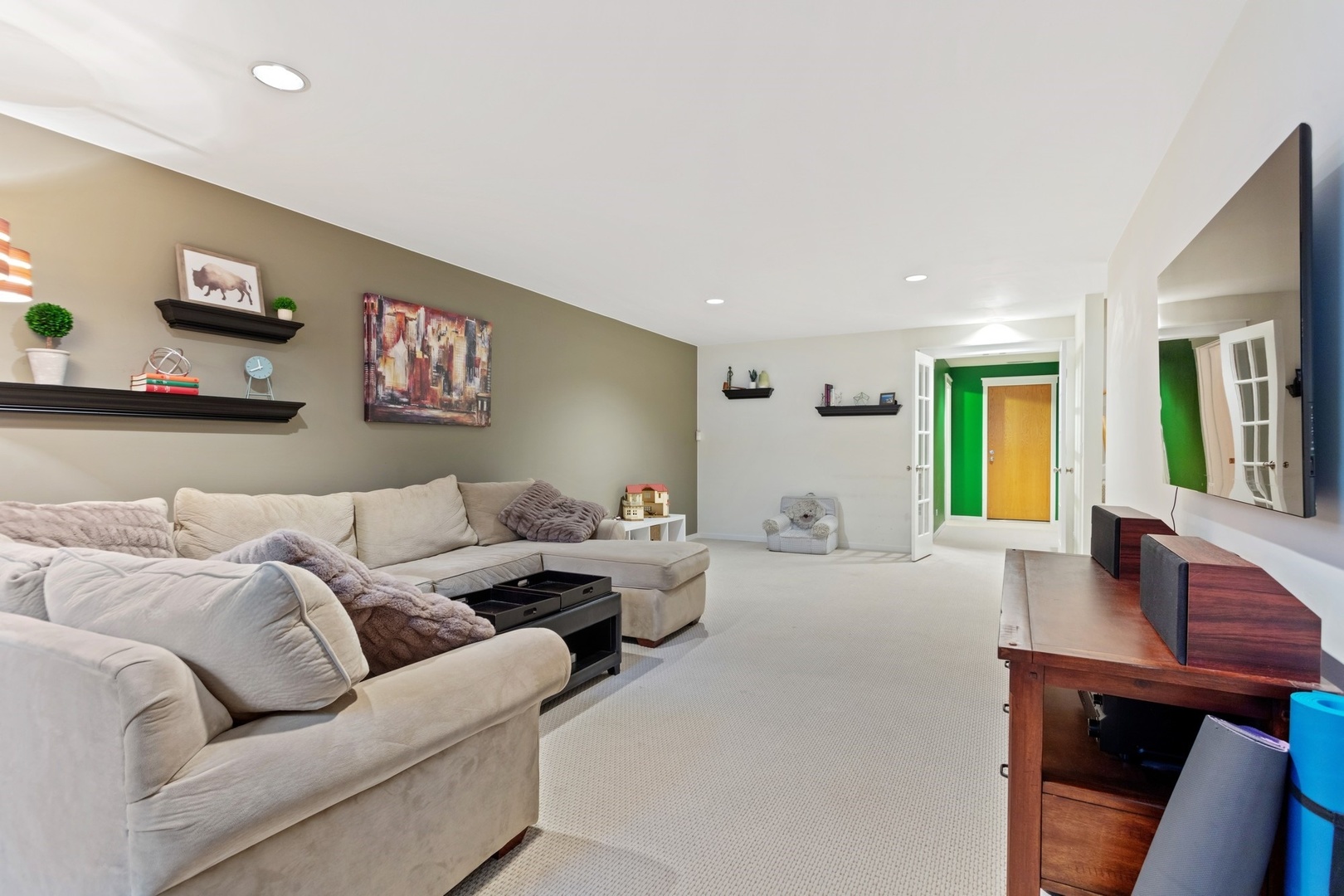 2955 North Racine Avenue, Unit 1A Chicago, IL 60657 - Photo 18 of 29 a living room with furniture and a large window
