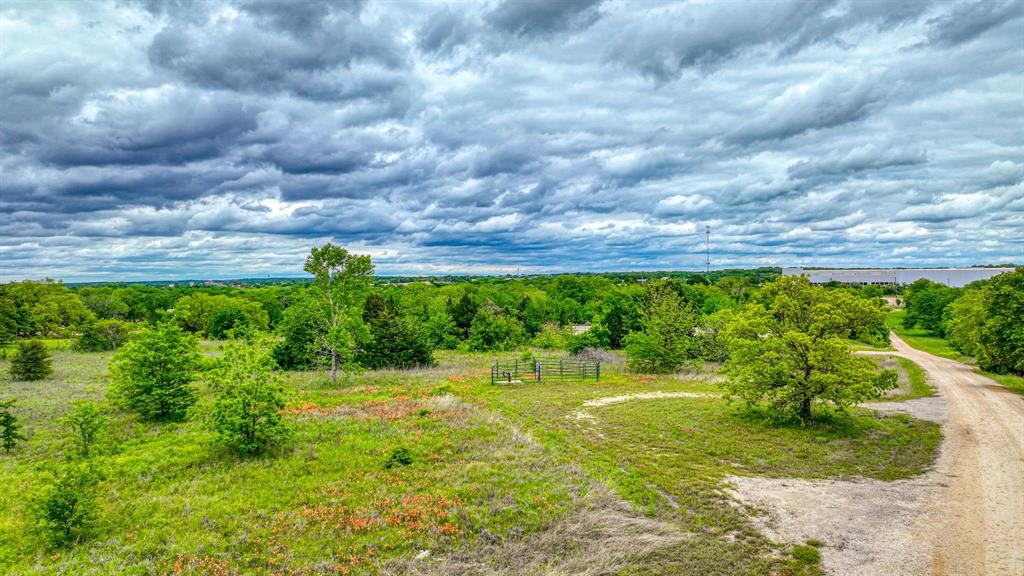 1201 South Briaroaks Road Burleson, TX 76028 - Photo 5 of 40 a view of outdoor space and yard