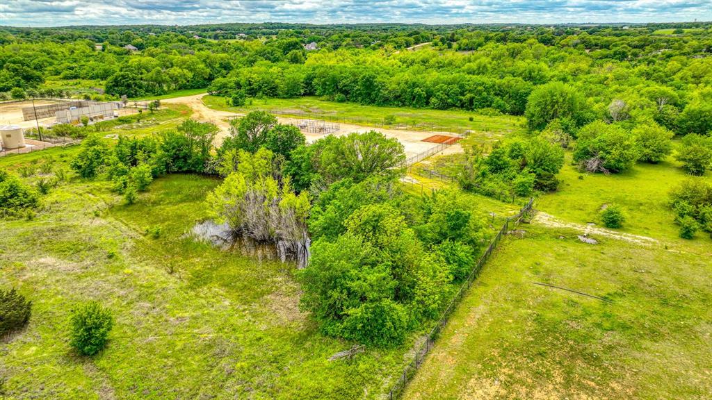 1201 South Briaroaks Road Burleson, TX 76028 - Photo 8 of 40 a view of yard with green space
