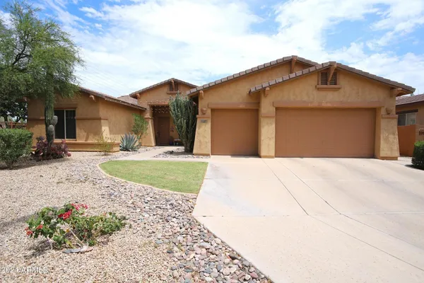 $2,990 | 2006 East San Carlos Place, Chandler, AZ 85249