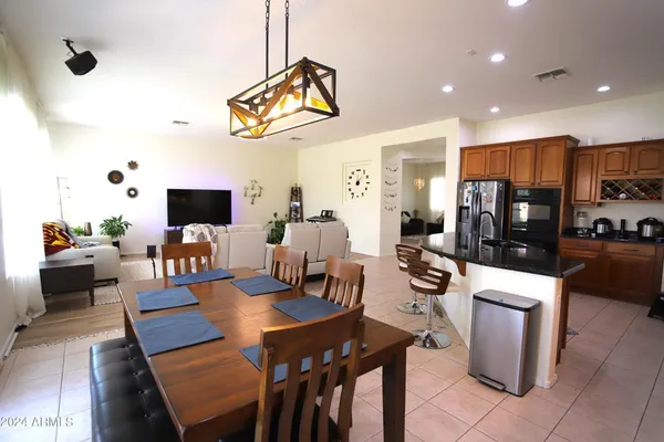 $3,999 | 2006 East San Carlos Place, Chandler, AZ 85249