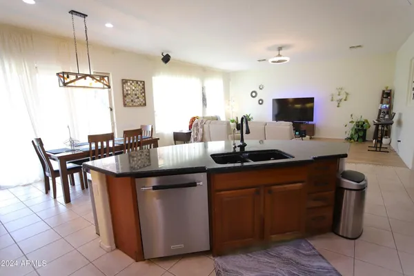 $3,999 | 2006 East San Carlos Place, Chandler, AZ 85249