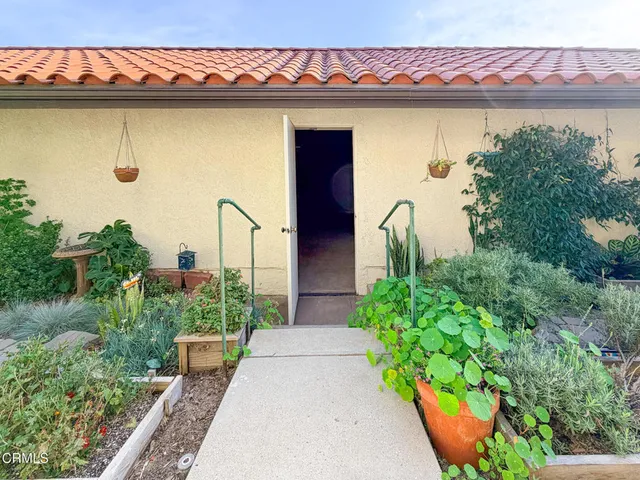 $3,595 | 2262 Martinique Lane, Oxnard, CA 93035