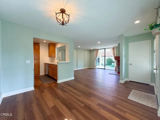 $3,595 | 2262 Martinique Lane, Oxnard, CA 93035