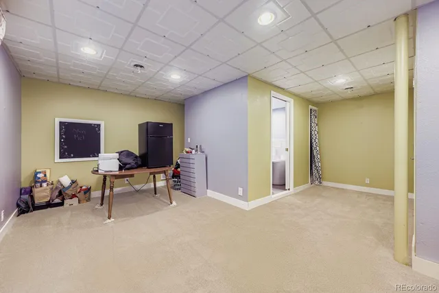 a view of a livingroom with furniture