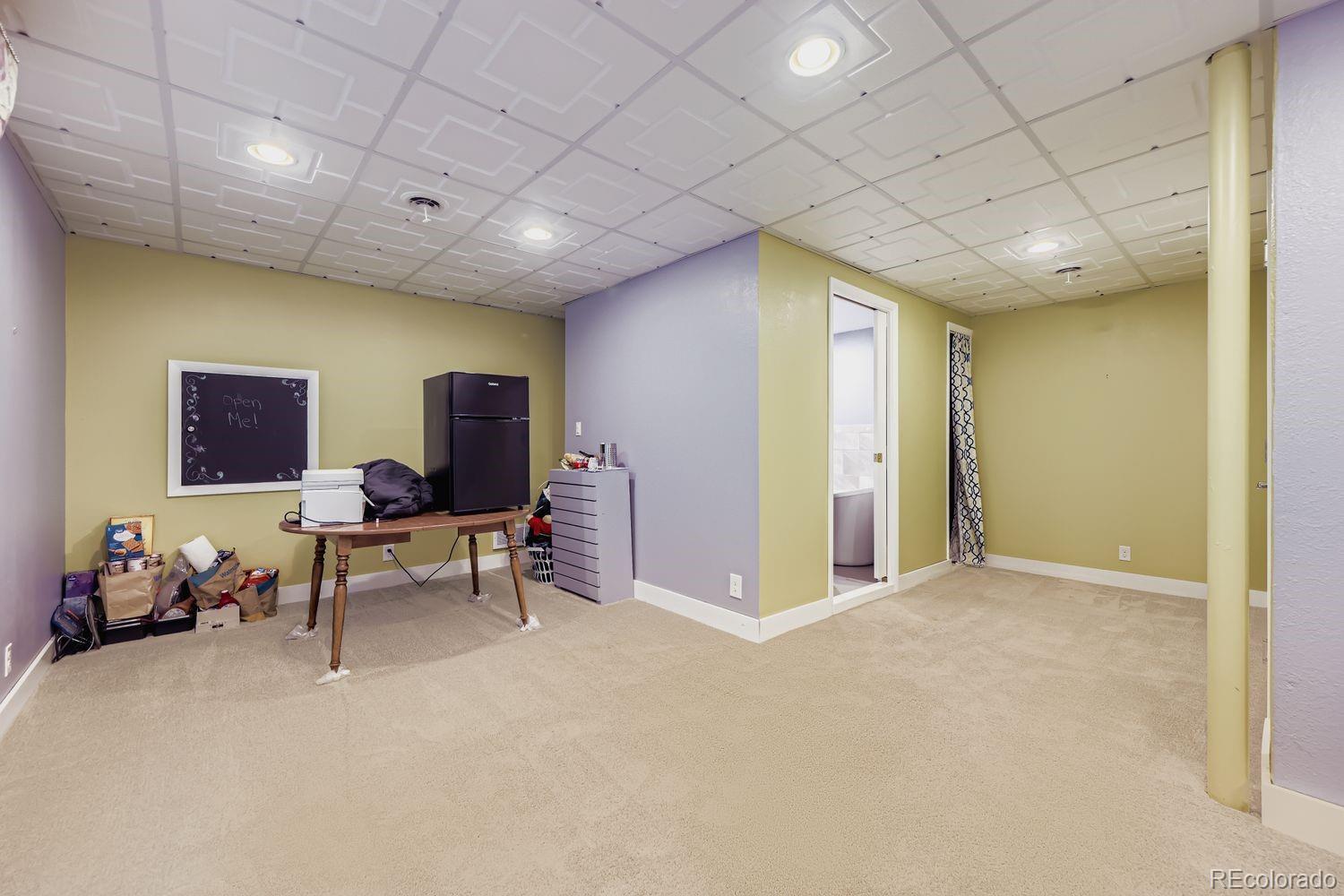 8508 Redpoint Way Broomfield, CO 80021 - Photo 18 of 21 a view of a livingroom with furniture