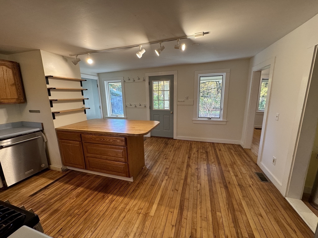 16 Old Sunderland Road Montague, MA 01351 - Photo 13 of 39 Gallery Image 13