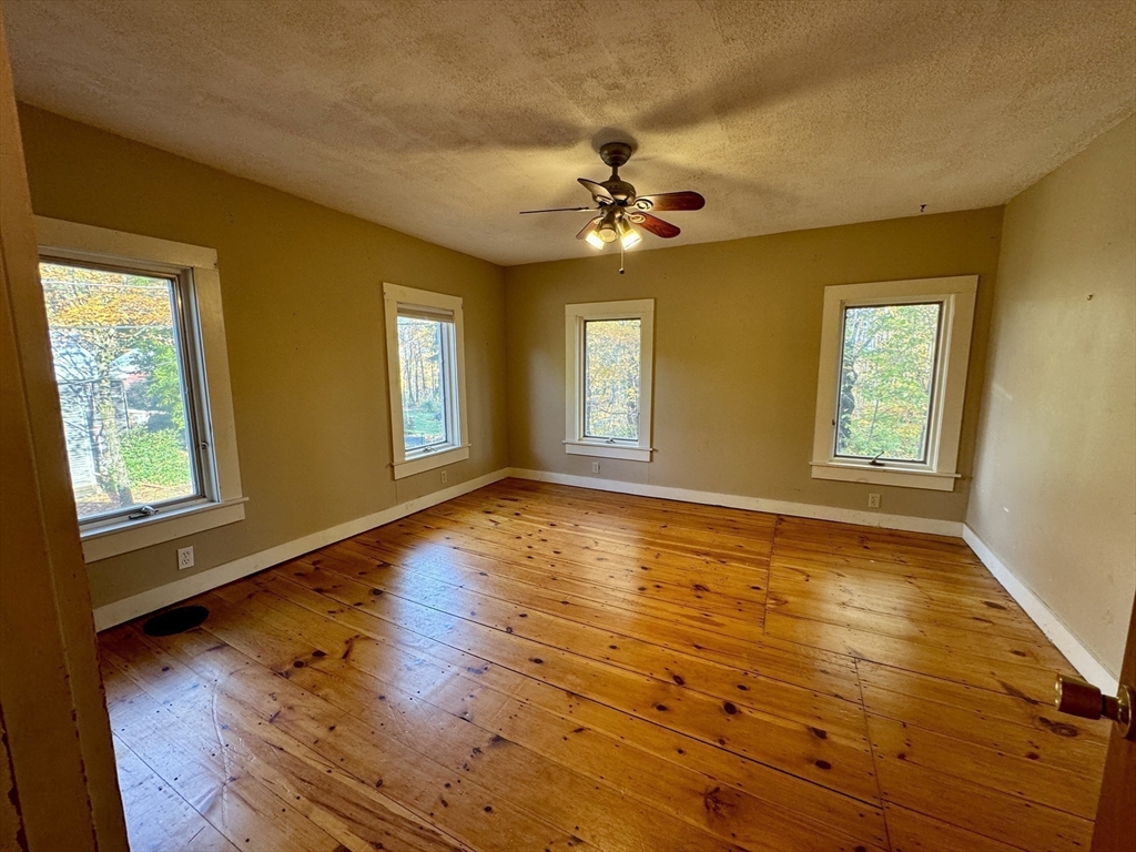 16 Old Sunderland Road Montague, MA 01351 - Photo 19 of 39 Gallery Image 19