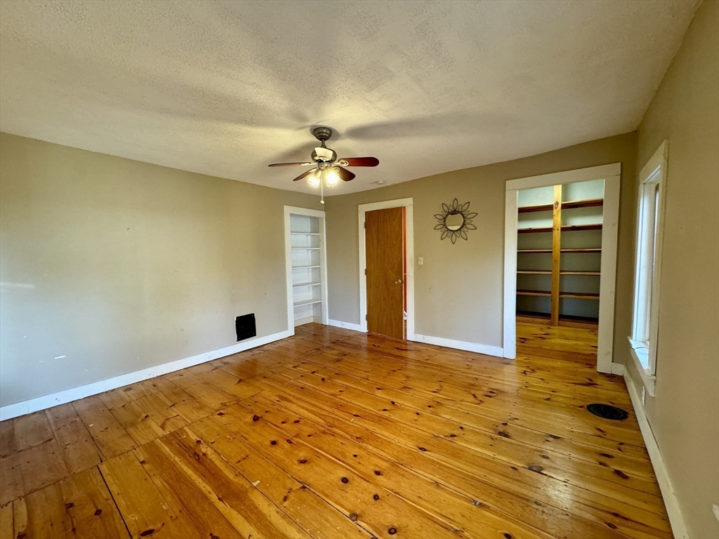 16 Old Sunderland Road Montague, MA 01351 - Photo 20 of 39 Gallery Image 20
