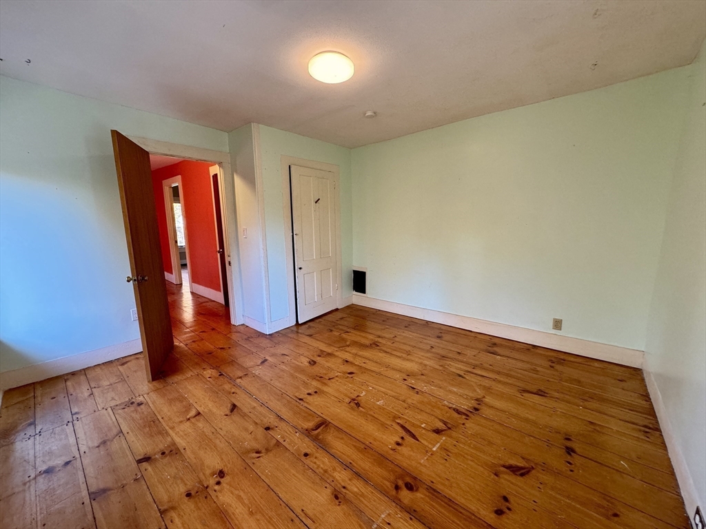 16 Old Sunderland Road Montague, MA 01351 - Photo 22 of 39 Gallery Image 22
