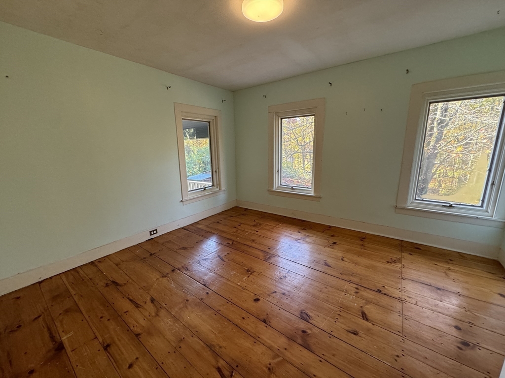 16 Old Sunderland Road Montague, MA 01351 - Photo 24 of 39 Gallery Image 24