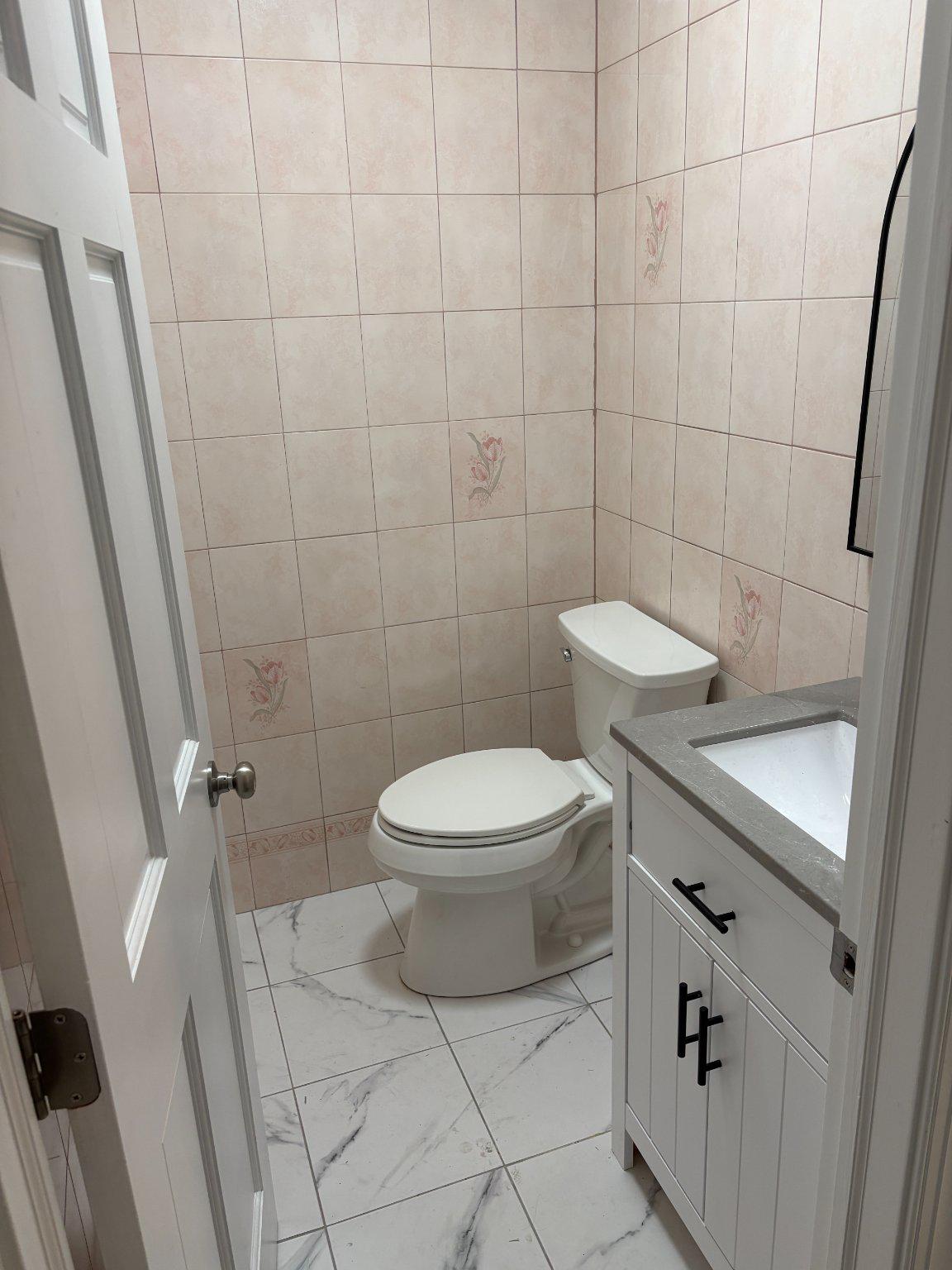 1021 Meetinghouse Road Ambler, PA 19002 - Photo 32 of 41 First Level Powder Room