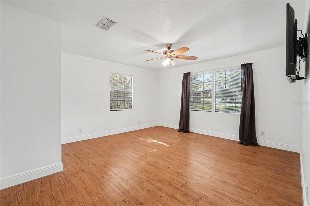231 Duke Simms Road Brandon, FL 33511 - Photo 22 of 35