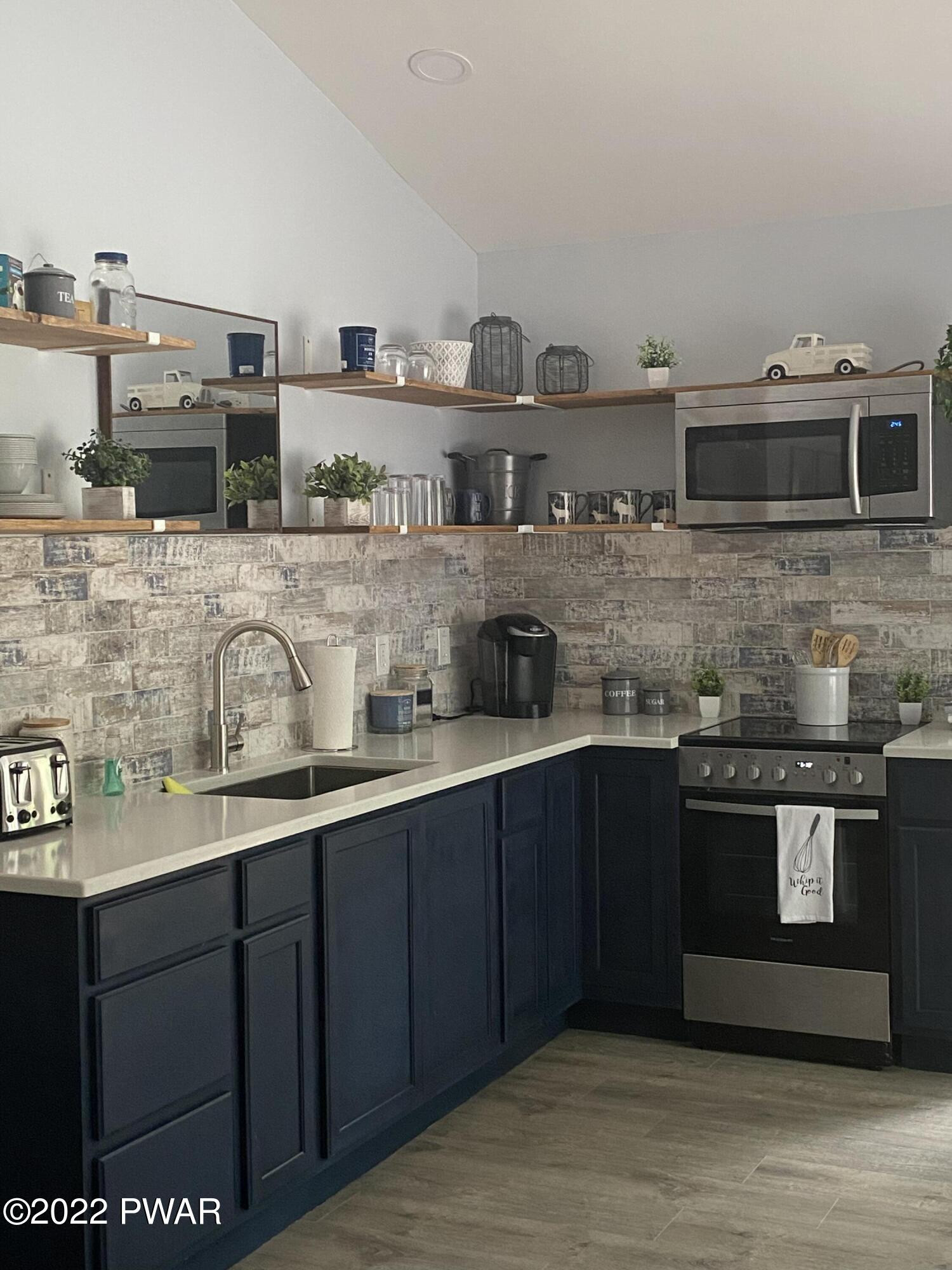 87 Bear Tree Road Lake Ariel, PA 18436 - Photo 12 of 41 renovated kitchen