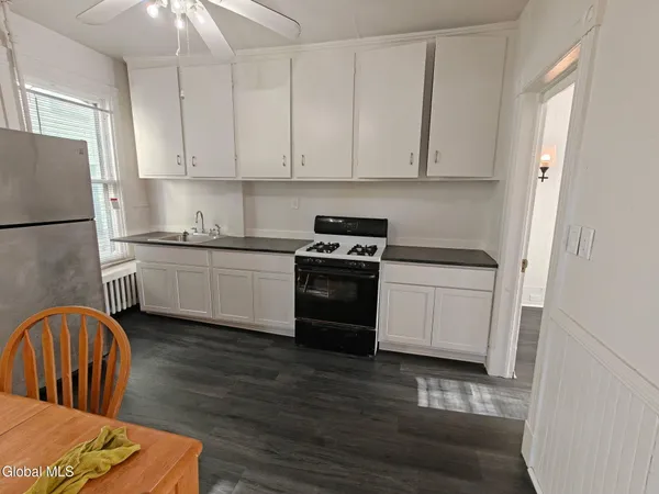 $389,900 | 318 Georgetta Dix Plaza, Schenectady, NY 12307