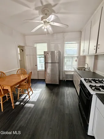 $389,900 | 318 Georgetta Dix Plaza, Schenectady, NY 12307