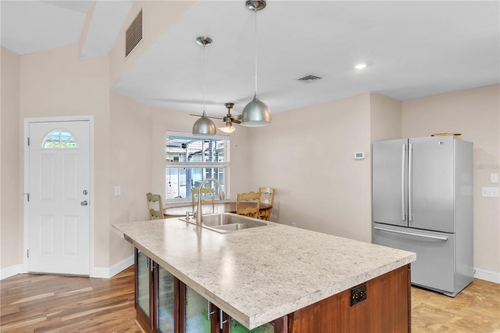 2218 Woodmere Road Venice, FL 34293 - Photo 12 of 28