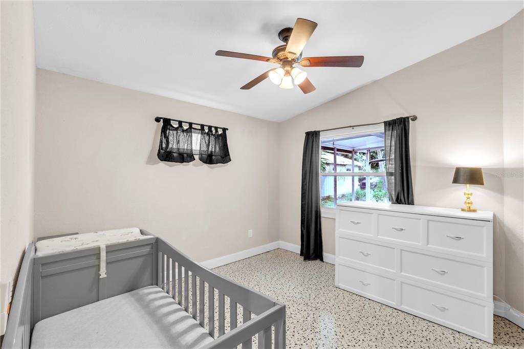 2218 Woodmere Road Venice, FL 34293 - Photo 23 of 28