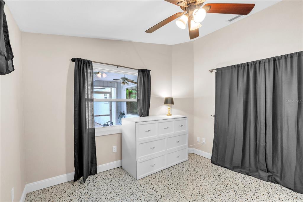 2218 Woodmere Road Venice, FL 34293 - Photo 24 of 28