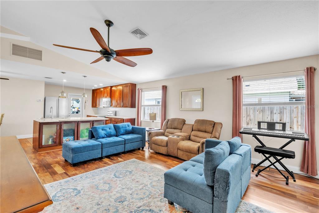 2218 Woodmere Road Venice, FL 34293 - Photo 9 of 28