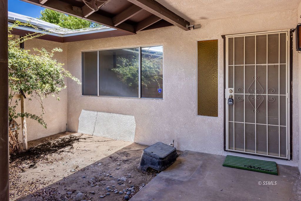 230 Larkspur Street Ridgecrest, CA 93555 - Photo 7 of 39