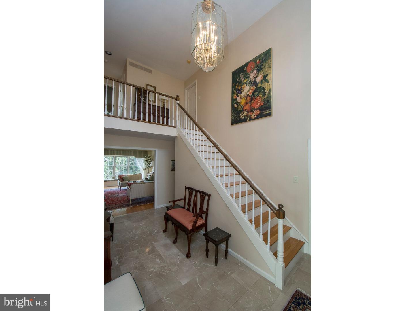 454 Inveraray Villanova, PA 19085 - Photo 4 of 25 Foyer