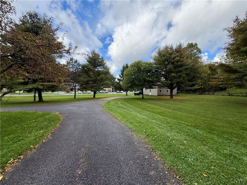 404-406 Salt Springs Road Manlius, NY 13066 - Photo 5 of 6 Gallery Image 5