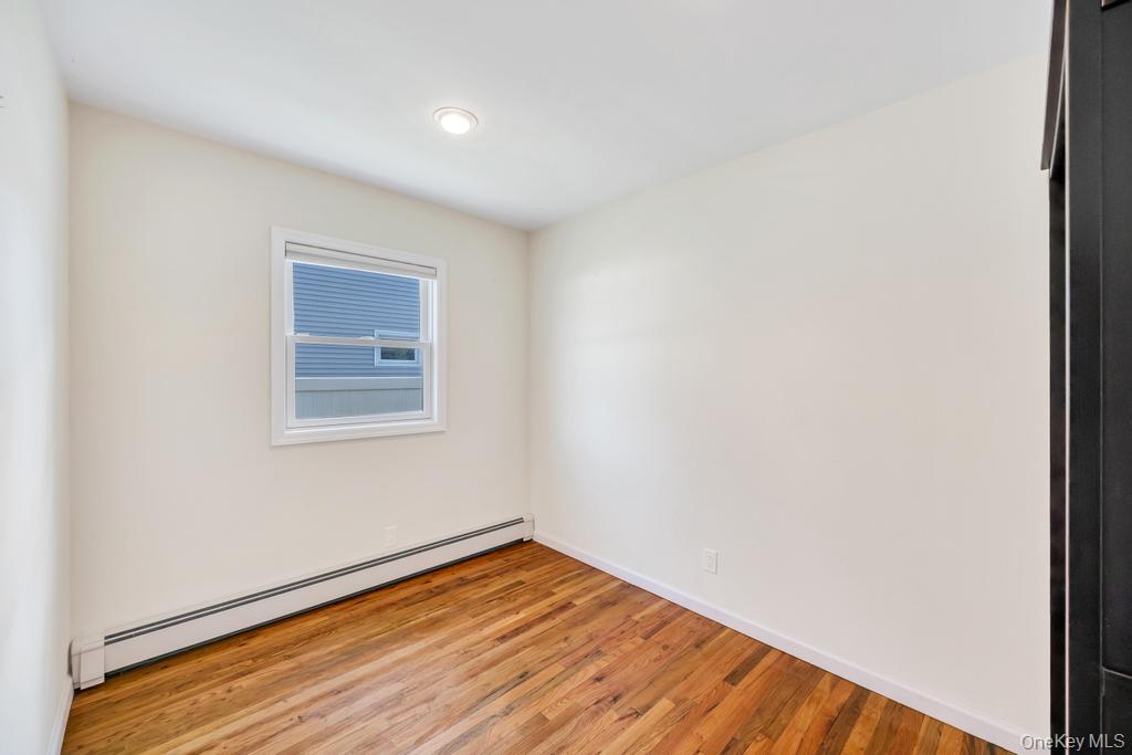 3685 Prairie Path Bethpage, NY 11714 - Photo 13 of 25