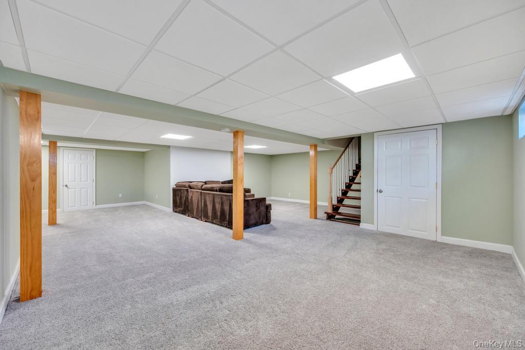 3685 Prairie Path Bethpage, NY 11714 - Photo 19 of 25