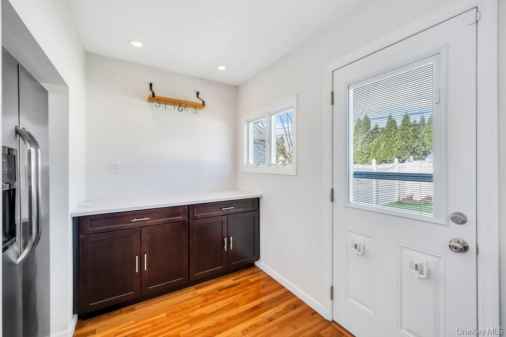 3685 Prairie Path Bethpage, NY 11714 - Photo 6 of 25