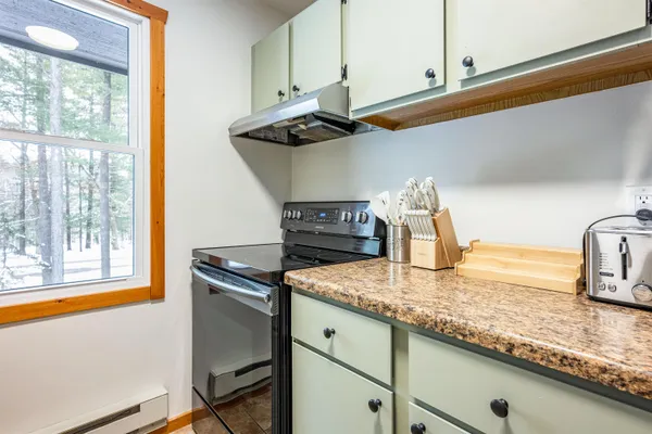 $179,990 | 2 Spruce Trail, Unit 2, Wisconsin Dells, WI 53965