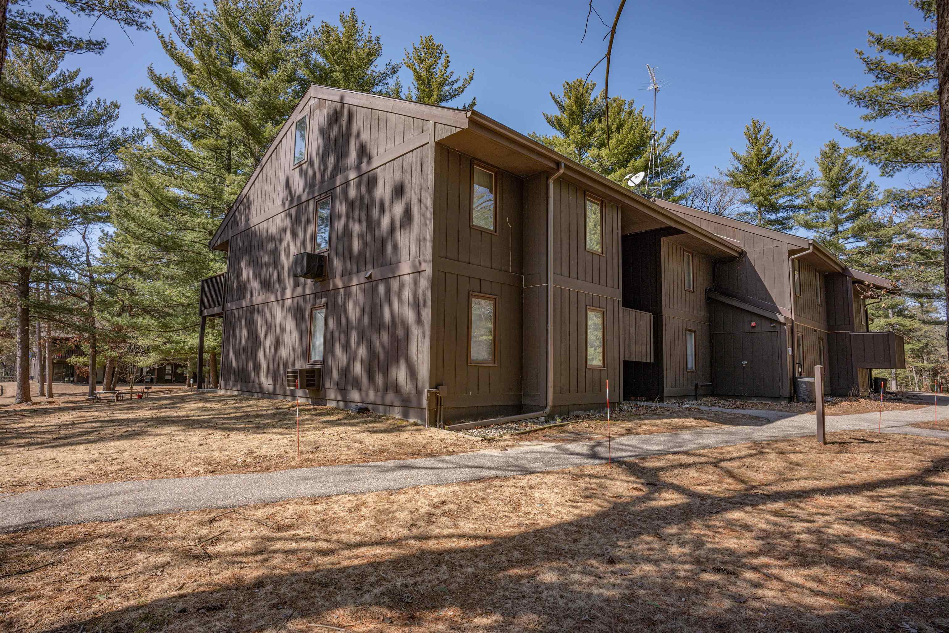 2 Spruce Trail, Unit 2 Wisconsin Dells, WI 53965 - Photo 33 of 50