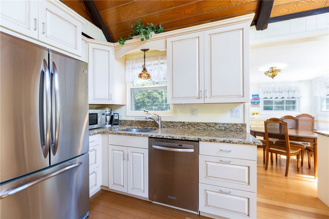 20 East Bayview Road Charlestown, RI 02813 - Photo 4 of 42 Gallery Image 4
