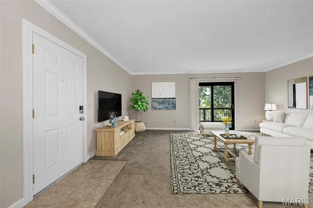 $195,000 | 5581 Baronridge Drive, Unit 5, St. Louis, MO 63129