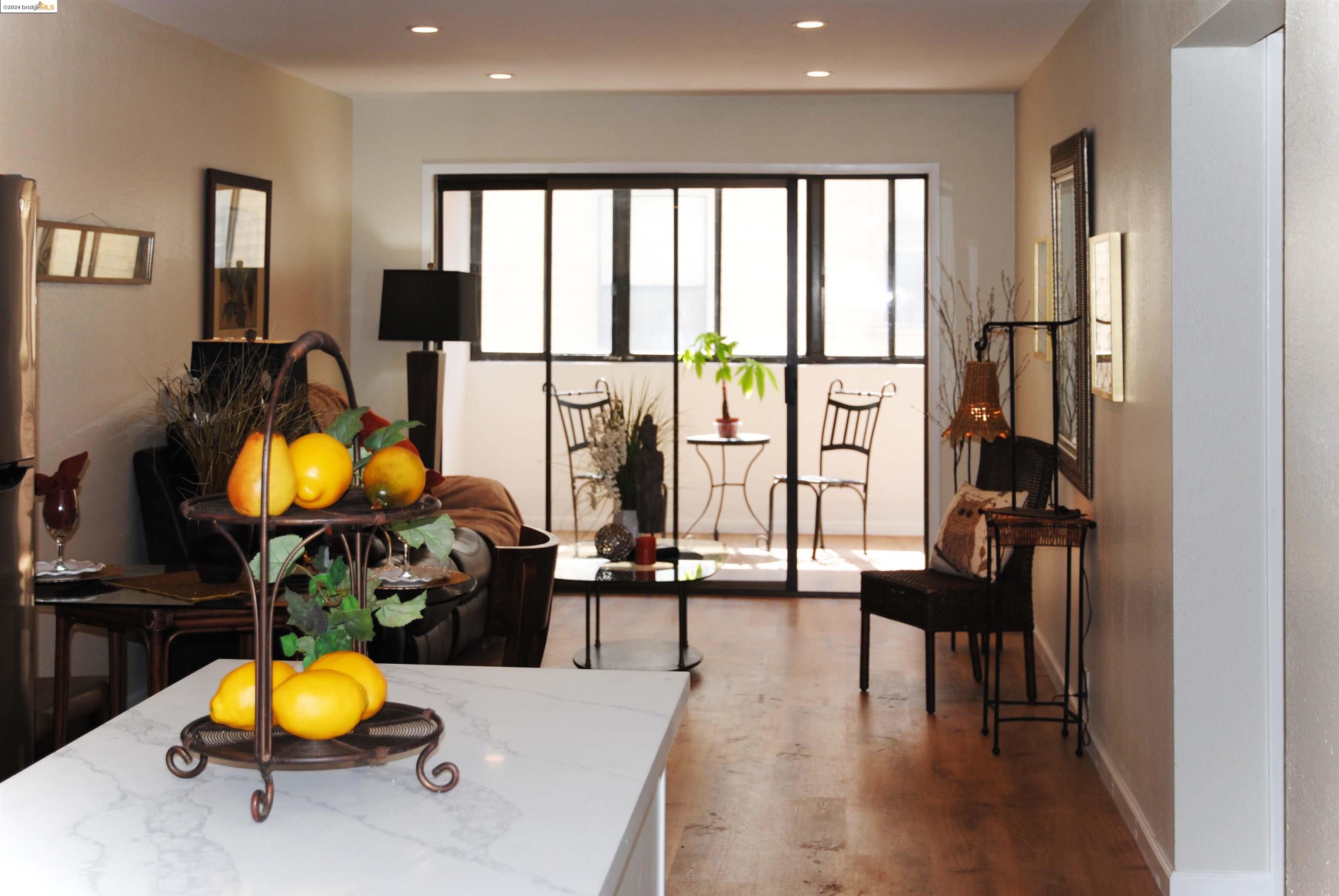 625 Madison Street, Unit 107 Oakland, CA 94607 - Photo 5 of 13