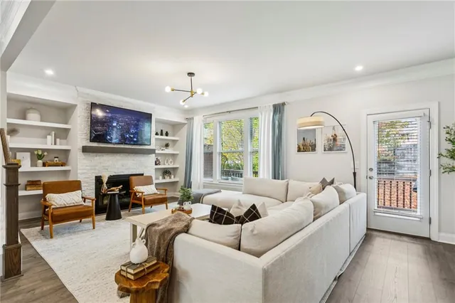 $4,500 | 1368 Live Oak Lane, Brookhaven, GA 30319