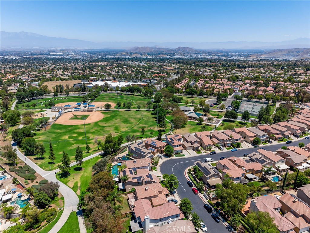 3306 Rochelle Lane Corona, CA 92882 - Photo 55 of 73