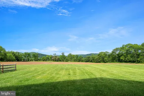 $4,150,000 | 854 Spring Hill Road, Riegelsville, PA 18077